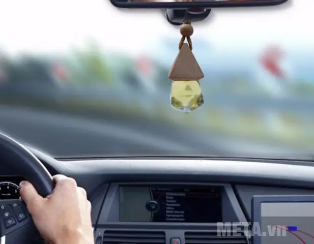 Tinh Dầu Phong Lữ Cho Xe Ô Tô: Hướng Dẫn Chọn Mua Và Sử Dụng An Toàn