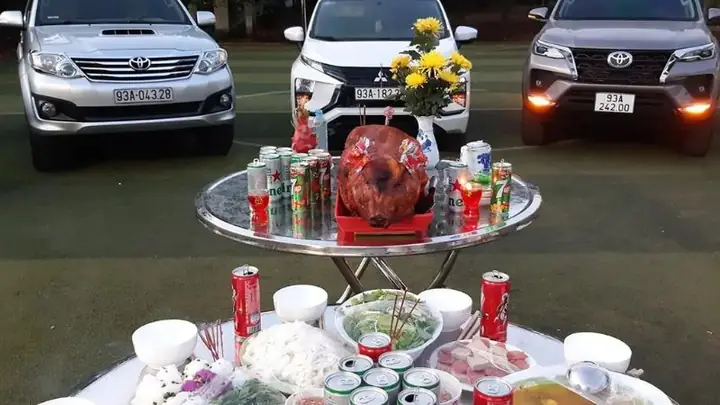 Tổng Hợp Hình Ảnh Mâm Cúng Xe Mới Mua Đẹp