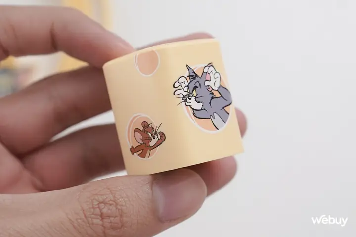 Trên Tay Củ Sạc Và Cáp Sạc Tom & Jerry, Giá Chỉ Từ Hơn 100.000 Đồng- Ảnh 2. Trên Tay Củ Sạc Và Cáp Sạc Tom & Jerry, Giá Chỉ Từ Hơn 100.000 Đồng- Ảnh 2.