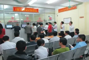 Nhung-ngay-dau-giam-thue-truoc-ba-xe-cu-ho-hoi-san