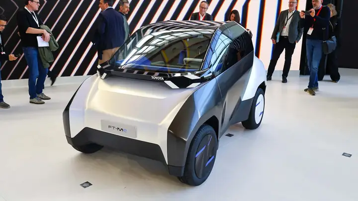 Toyota Xe Ô Tô Năng Lượng Mặt Trời