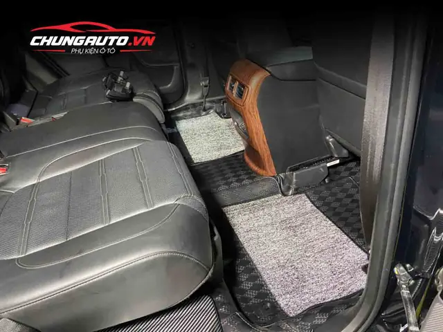 Trải Sàn Da Ô Tô Có Lợi Ích Gì?