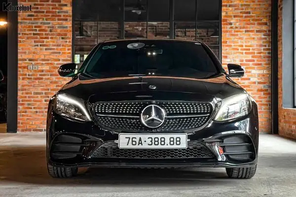 Trọng Lượng Xe Ô Tô Audi 4 Chỗ: Ảnh Hưởng Đến An Toàn Và Hiệu Suất