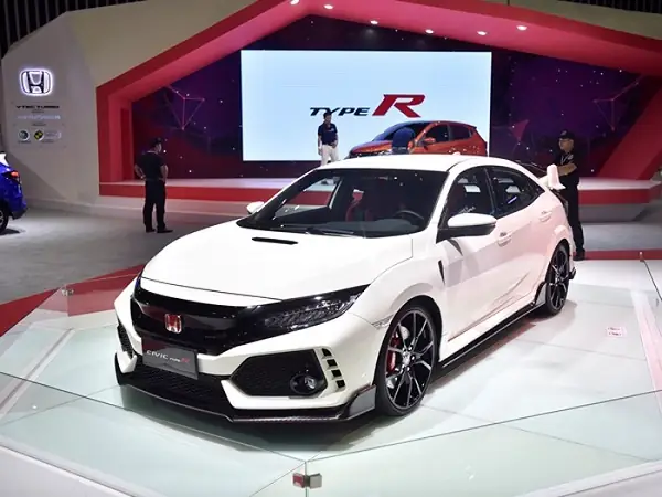 Triển Lãm Ô Tô Vn 2018: Honda Trưng Bày Xe Cầu Trước Nhanh Nhất Thế Giới - Civic Type R