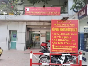 Hướng Dẫn Toàn Diện Chọn Trung Tâm Đào Tạo Lái Xe Ô Tô Uy Tín