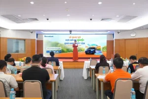 Sacombank Quay Số Tìm Ra Khách Hàng Trúng Ô Tô Điện Và Hàng Trăm Giải Thưởng Giá Trị