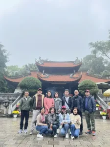 Tự Đi Du Lịch Đền Hùng Đỗ Xe Ô Tô