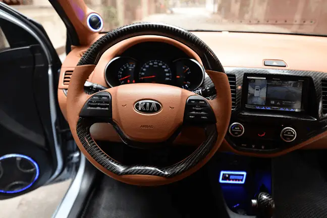 Nhận Biết Các Bộ Phận Chính Bên Trong Xe