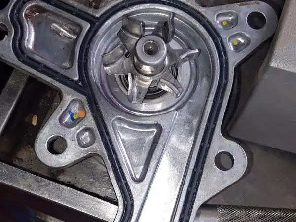 Hình Ảnh Về Gara Ô Tô Huy Tự