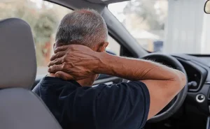 Có Nên Dùng Gối Tựa Đầu Ô Tô, Gối Tựa Lưng Ô Tô?