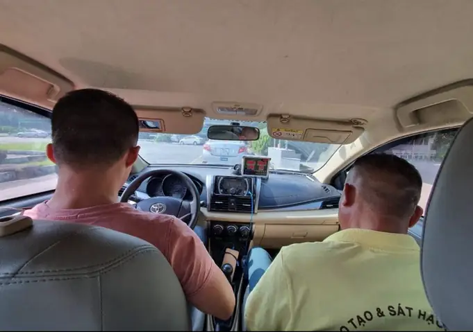 Quy Định Mới Nhất Về Độ Tuổi Lái Xe Và Độ Tuổi Không Được Lái Xe