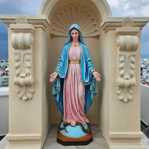 Tượng Thánh Maria Để Xe Ô Tô: Ý Nghĩa Và 5 Lưu Ý An Toàn