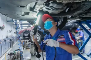 Chọn Gara Sửa Xe Ô Tô Có Đội Ngũ Nhân Viên Kỹ Thuật Tay Nghề Cao, Được Đào Tạo Bài Bản