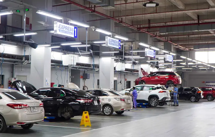 Chọn Gara Sửa Xe Ô Tô Uy Tín, Có Nhiều Năm Kinh Nghiệm