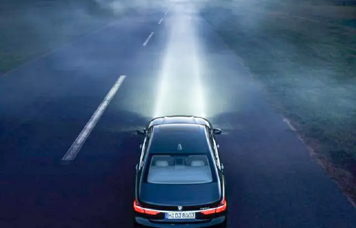 Sử Dụng Đèn Pha Sao Cho Hợp Lí?