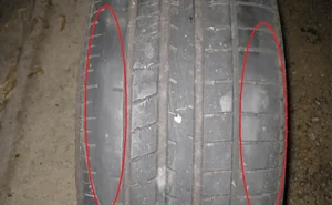 Lốp Xe Mòn Hai Bên