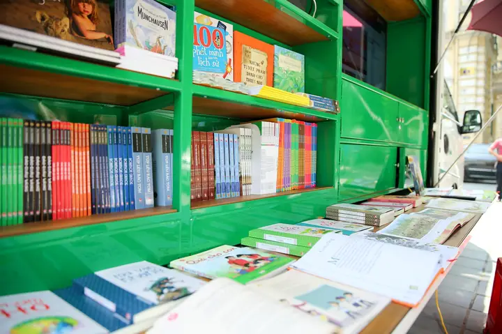 Lễ Trao Tặng Xe Ô Tô Thư Viện Lưu Động Đa Phương Tiện Cho 31 Thư Viện Tỉnh/thành Phố