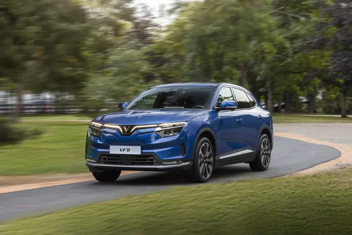 Kỷ Nguyên Xe Điện Mở Ra Với Thời Đại Di Chuyển Mới