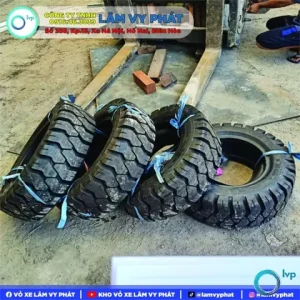 Vỏ Xe Ô Tô Deestone: Đánh Giá Chi Tiết, Các Dòng Lốp Phổ Biến