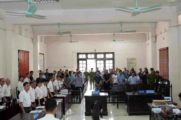 Vụ Án Tại Thái Nguyên Xe Ô Tô Đi Tù