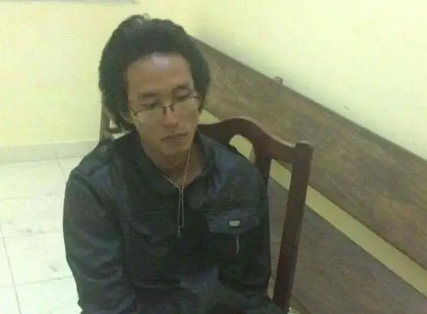 Tam Giu Thanh Nien Chem Hang Chuc Kinh Chieu Hau Oto O Sai Gon Hinh Anh