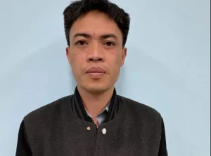 Khởi Tố Vụ Án, Tạm Giữ Hình Sự Tài Xế Xe Lexus Ấm Đá Vào Mặt Nam Shipper - Ảnh 1.