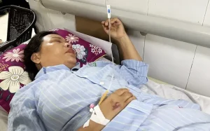 Tài Xế Ô Tô Tông Hai Xe Máy Rồi Rơi Sông Đã Tử Vong? - Ảnh 2.