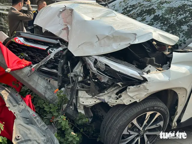 Xe Ben Tông Liên Hoàn 3 Ô Tô Và Xe Máy, 1 Người Chết