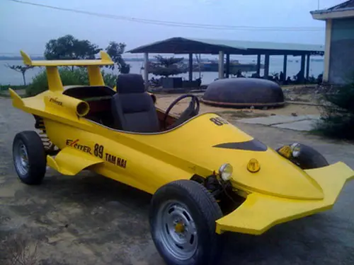 Chiếc Mô Tô Độ Theo Phong Cách Batman, Ô Tô Làm Từ Gỗ, Hay Những Chiếc Xe Gắn Máy Bình Thường Được "chế" Thành Những Tác Phẩm Độc Đáo... Là Những Minh Chứng Rõ Nét Cho Sức Sáng Tạo Và Tình Yêu Xe Của Người Việt.