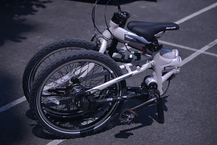 Xe Đạp Giống Ô Tô