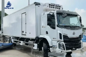 Xe Chenglong M3 Đóng Thùng Đông Lạnh
