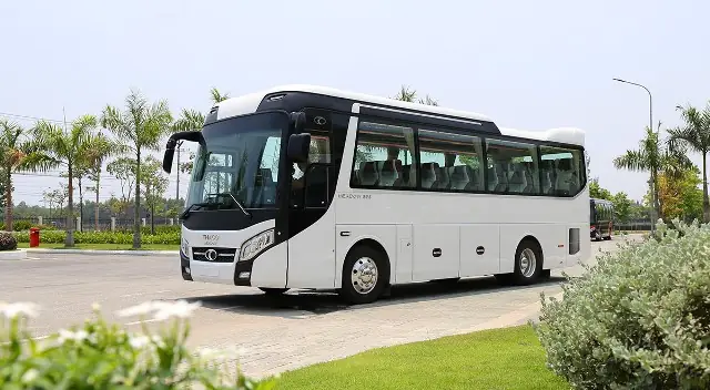Bảng Giá Xe Chở Khách 29 Chỗ Và 34 Chỗ Ngồi 2023