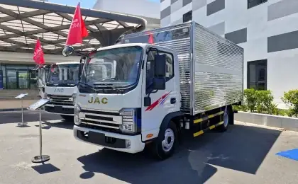 Xe Tải Jac N200s E5 2 Tấn Thùng 4.4m