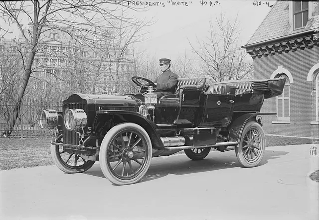 Xe Ô Tô Baker Của Tổng Thống William Taft