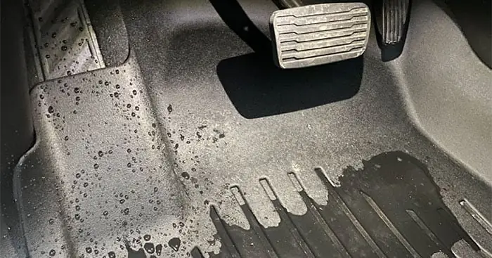 Cách Xử Lý Nước Vào Sàn Xe Ô Tô