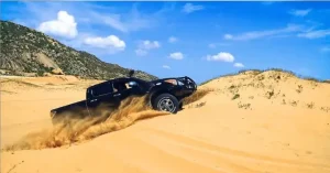 Cách Xử Lý Khi Xe Bị Sa Lầy