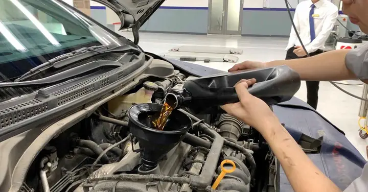 Để Xế Yêu Của Mình Có Thể Vận Hành An Toàn Và Thuận Tiện, Chủ Xe Nhất Định Phải Nắm Rõ Định Mức Thay Nhớt Trên Xe Ô Tô.