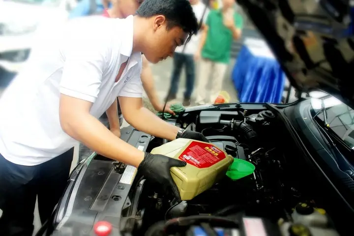 Ô Tô Đi Bao Nhiêu Km Thì Thay Dầu Nhớt?