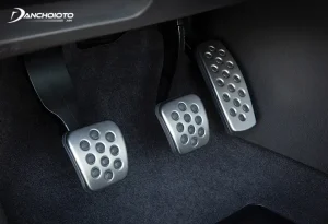 Cách Dùng Chân Côn – Phanh – Ga Xe Số Sàn