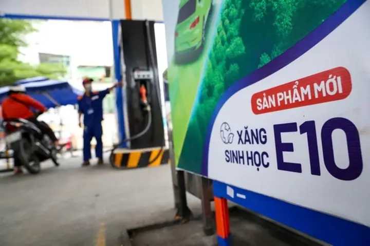 Xe Ô Tô Chạy Xăng E5 Động Cơ Kêu: Nguyên Nhân Và Cách Xử Lý?