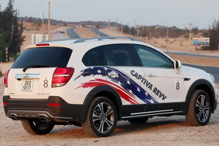 Chevrolet Captiva Revv 2016 O Viet Nam Anh 2