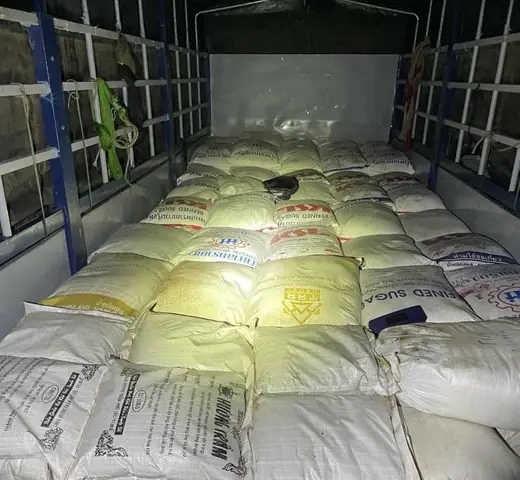 Xe Ô Tô Chở Hàng Lậu