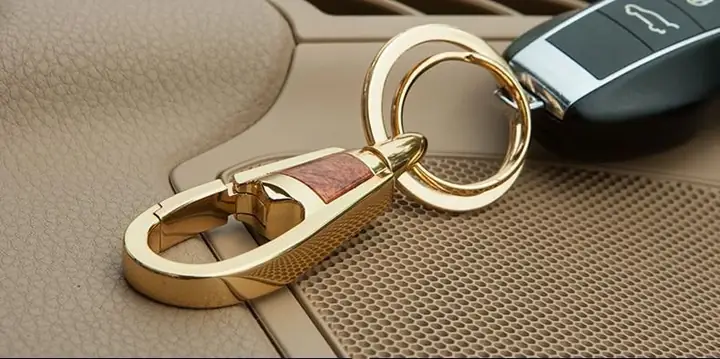 Công Dụng Móc Khóa Xe Ô Tô Đẹp Công Dụng Móc Khóa Xe Ô Tô Đẹp