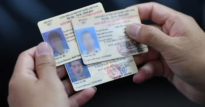 Luật Trật Tự, An Toàn Giao Thông Đường Bộ Sẽ Thay Đổi Phân Hạng Giấy Phép Lái Xe Thành: A, A1, B, B1, C, C1, D, D1, D2, Be, C1e, Ce, De, D1e, D2e.