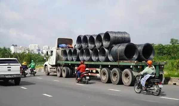 Quy Định Chung Về Xếp Hàng Hóa Trên Phương Tiệngiao Thôngđường Bộ Từ Ngày 1-1-2025