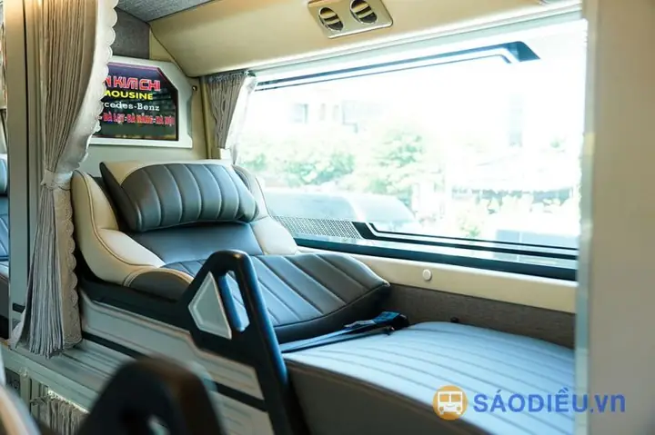 Xe Giường Limousine, Giường Cabin Tân Kim Chi