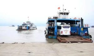 Tạm Dừng Chuyên Chở Xe Ô Tô Sang Đảo Cát Bà Để Tránh Quá Tải Dịp Nghỉ Lễ 30/4