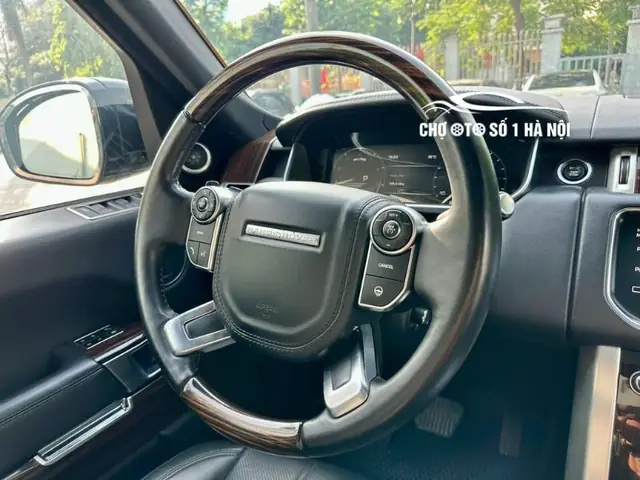 Hình Ảnh Khoang Lái Xe Ô Tô Cũ Land Rover Hse 2015