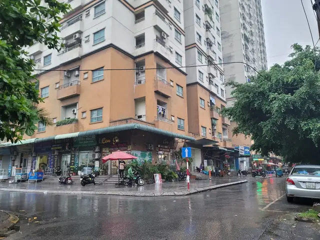 Dự Án Ct6 Kiến Hưng (hà Đông, Hà Nội) Ông Lê Thanh Thản Tự Ý Chuyển Đổi Mục Đích Sử Dụng Đất, Xây Dựng Sai Phạm Nghiêm Trọng Quy Hoạch Được Cấp Có Thẩm Quyền Phê Duyệt Và Bán Toàn Bộ Căn Hộ Được Tạo Lập Trái Pháp Luật, Thu Lời Bất Chính. Dự Án Tăng Diện Tích Thêm Hàng Ngàn Mét Vuông, Khối Nhà Cao Tầng Xây Từ 231 Căn Hộ Lên 1.602 Căn, Vượt 1.371 Căn So Với Quy Hoạch. Đáng Chú Ý, Ông Thản Chỉ Đạo Xây Hẳn Thêm Một Toà Nhà, Là Toà Ct6c, Không Nằm Trong Quy Hoạch Được Duyệt.