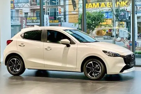 Vì Sao Mazda 2 Là Mẫu Xe Sedan Dành Cho Chị Em Phái Đẹp?